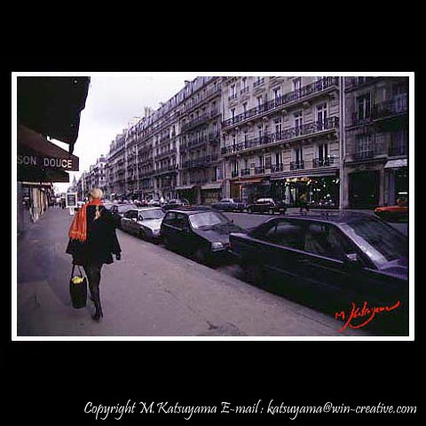 ̉摜̓NbNo܂@摜\GÅOɃJ[\ړēǂݍ݂҂