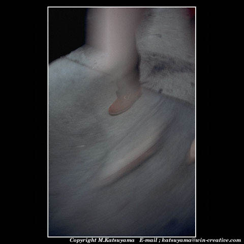 ���̉摜�̓N���b�N�o���܂��� �J�[�\�����摜�\���G���A�O�ɏo���ēǂݍ��݂����҂�������