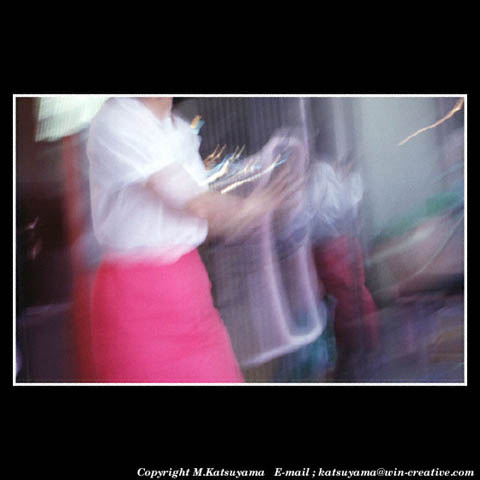 ���̉摜�̓N���b�N�o���܂���@�摜�\���G���A�̊O�ɃJ�[�\�����ړ������ēǂݍ��݂����҂�������