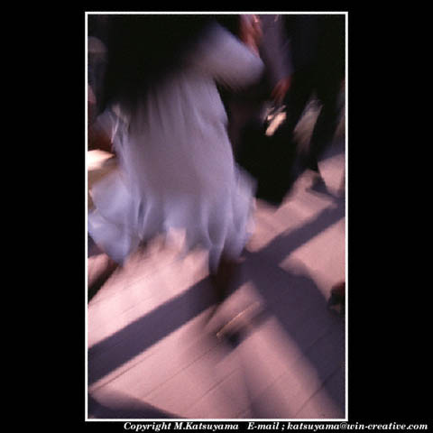 ���̉摜�̓N���b�N�o���܂���@�摜�\���G���A�̊O�ɃJ�[�\�����ړ������ēǂݍ��݂����҂�������
